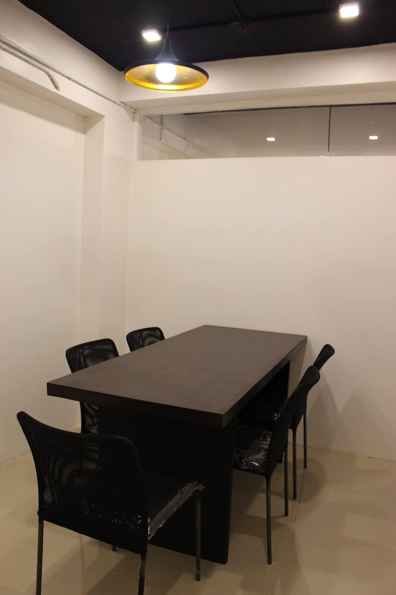 DISCUSS Area